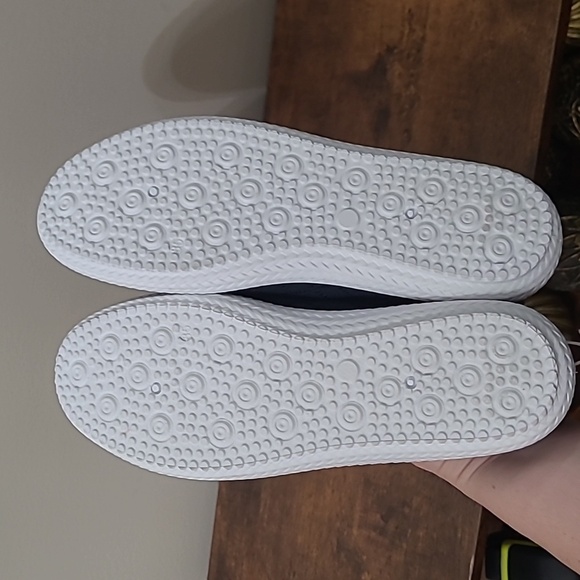 NWT Tommy Bahama Navy Blue Slip-on Mary Jane style shoes size 8.5 - Picture 7 of 10